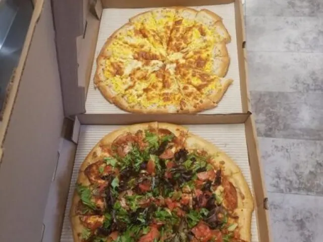 Signature Pizzas