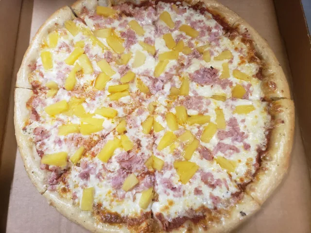 Hawaiian Pizza