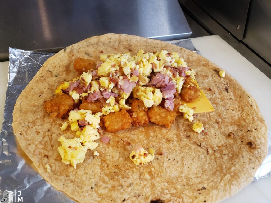 Breakfast burrito maker for Sale in Robbins, IL - OfferUp